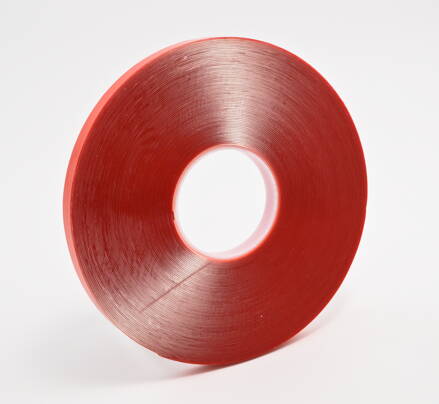 Very strong double-sided adhesive acrylic tape / 33m